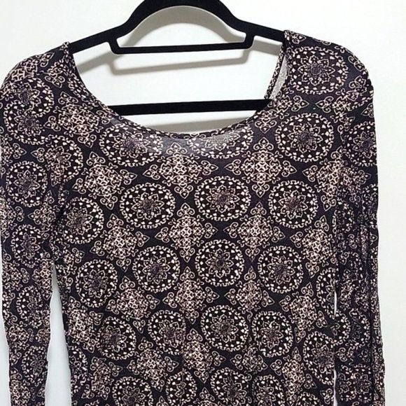 Forever 21 Medallion Print Trapeze Dress - Picture 6 of 11